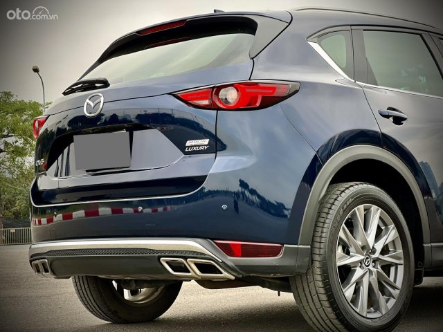 Cần bán lại xe Mazda CX-5 2.0 Luxury sản xuất 20213