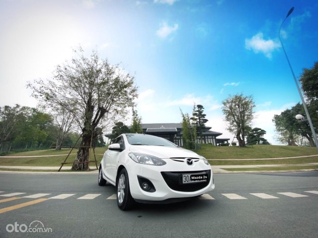 Bán gấp Mazda 2S 1.5AT Sx 2015 siêu đẹp chạy 6v km, biển Hà Nội, giá sock