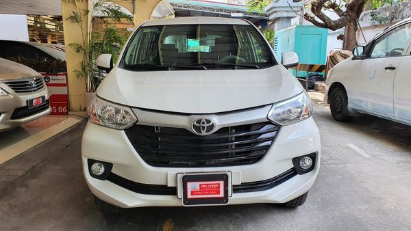 Cần bán Toyota Avanza 1.3MT sản xuất 2020, màu trắng, giá tốt0