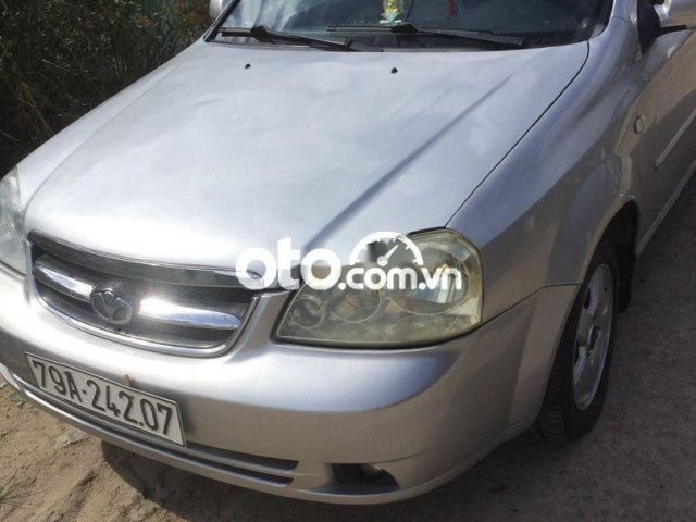 Cần bán lại xe Daewoo Lacetti SE năm sản xuất 2008, màu bạc