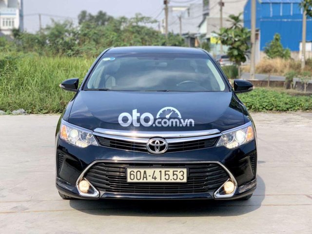 Bán xe Toyota Camry 2.0 E sản xuất năm 2017