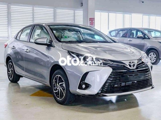 Bán xe Toyota Vios 1.5E sản xuất năm 2022, màu bạc