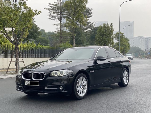 Bán xe BMW 520i sản xuất 2016, màu đen, odo 80467 km, biển số Hà Nội, máy số nguyên zin cực chất0