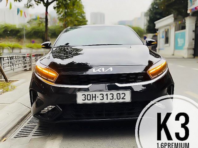 Cần bán lại xe Kia K3 1.6 Premium năm sản xuất 2021, màu đen0