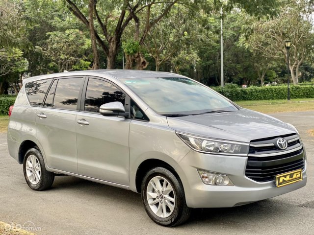 Bán gấp Toyota Innova 2.0E 2018 - Biển Sài Gòn - Cty xuất hóa đơn - Xe cực đẹp0