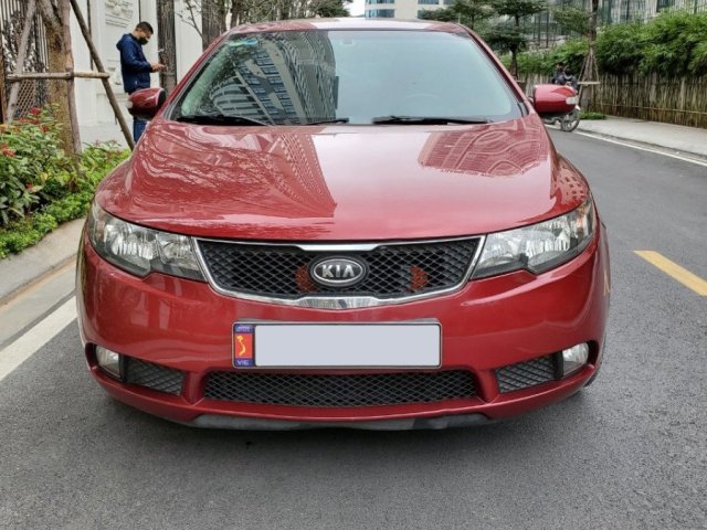 Bán ô tô Kia Forte SLi 1.6AT sản xuất năm 2010, màu đỏ, nhập khẩu