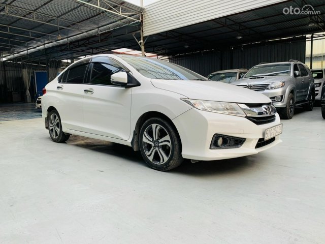 Bán xe Honda City 1.5 CVT năm 2016, màu trắng, lịch sử đẹp, nguồn gốc rõ ràng