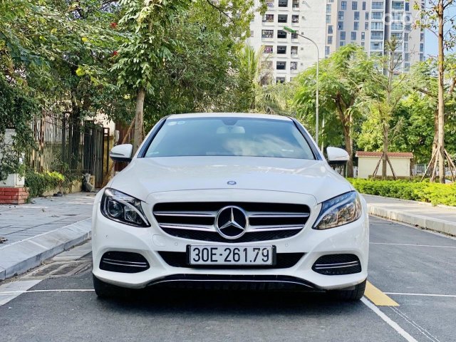 BánMercedes-Benz C200 2.0AT năm sản xuất 2015, 915tr