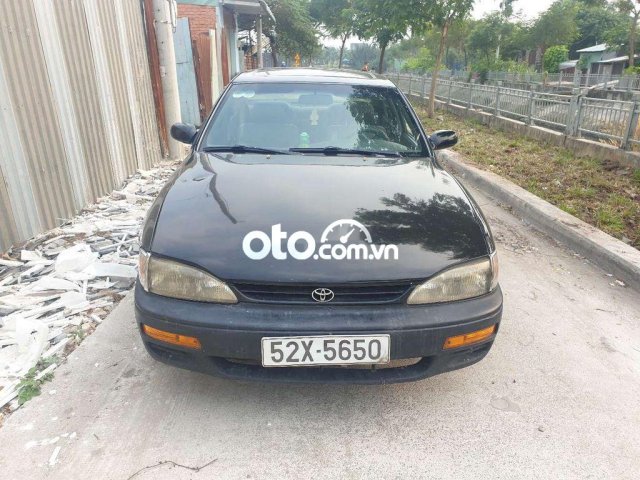 Bán xe Toyota Camry XLE sản xuất 1992, màu đen, nhập khẩu