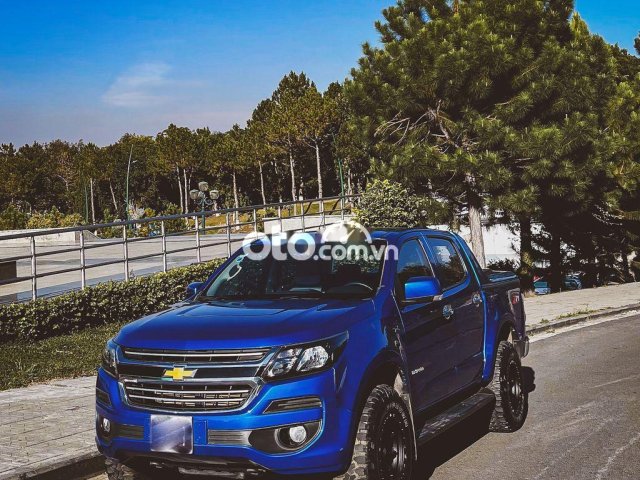 Cần bán xe Chevrolet Colorado 2.5L 4x2 sản xuất 2019, màu xanh lam, nhập khẩu còn mới2