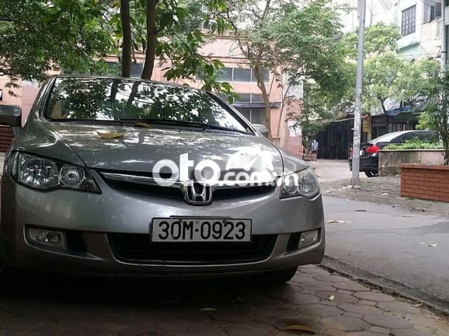 Bán Honda Civic 1.8MT năm 2008, màu bạc0