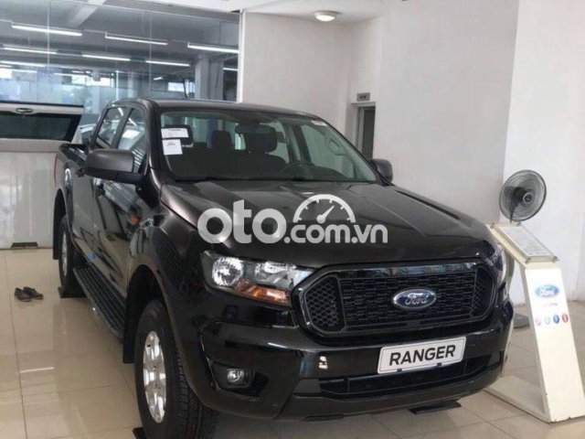 Bán ô tô Ford Ranger XLS AT sản xuất năm 2022, màu đen