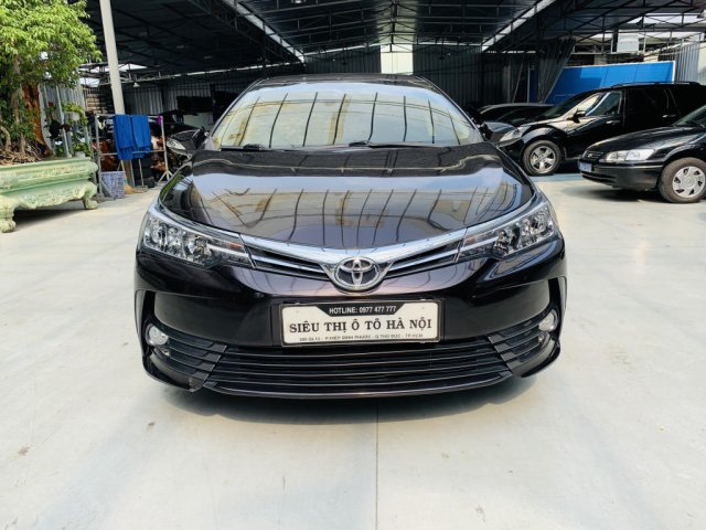 Bán xe Toyota Corolla Altis 1.8G năm 2018, màu nâu, xe cực mới, có trả góp