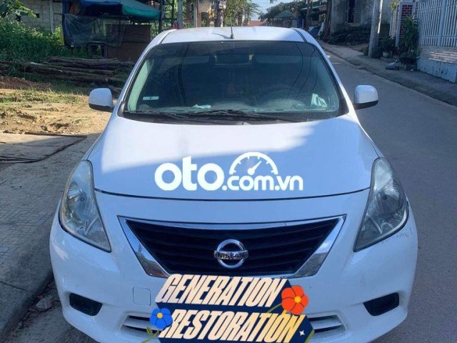 Cần bán xe Nissan Sunny XL 1.5MT sản xuất 2013, màu trắng, giá 209tr