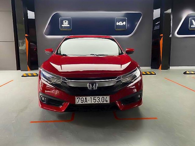 Cần bán Honda Civic 1.5L Vtec Turbo năm 2017, màu đỏ, xe nhập, 690 triệu0