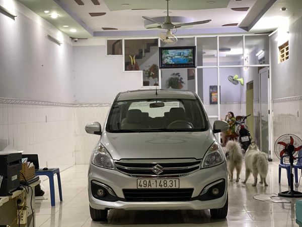Bán Suzuki Ertiga 1.4AT sản xuất năm 2016, màu bạc, 350 triệu1