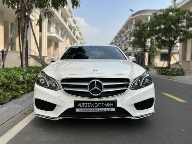 Bán Mercedes E250 AMG năm sản xuất 2015, màu trắng, xe nhập ít sử dụng