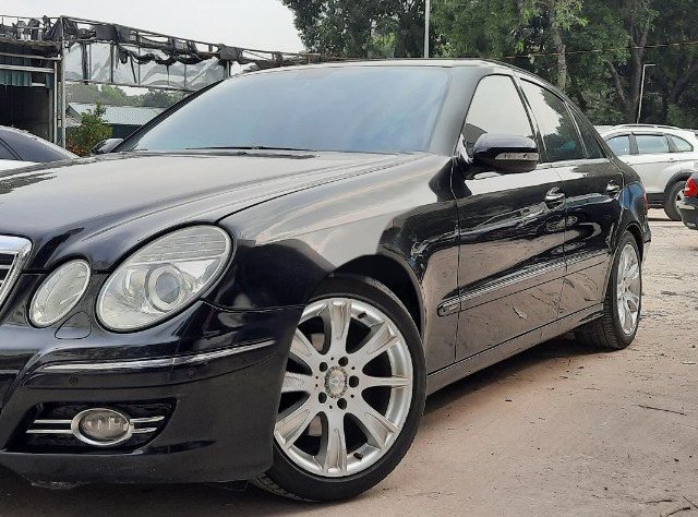 Bán Mercedes E200 sản xuất 2009, màu đen chính chủ, 338 triệu0