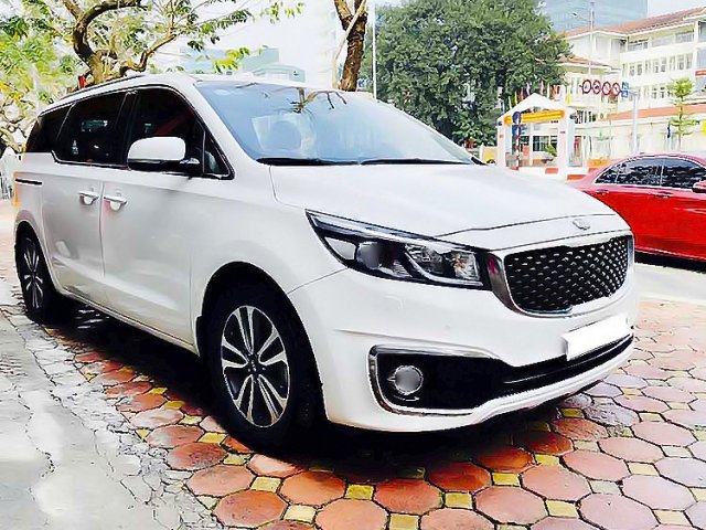 Bán Kia Sedona DATH sản xuất 2018, màu trắng