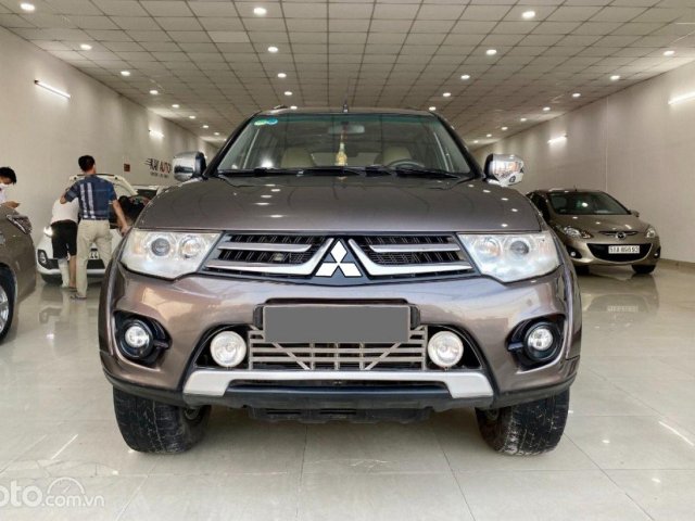 Cần bán gấp Mitsubishi Pajero Sport D 4x2MT sản xuất 2016, màu nâu, giá 530tr