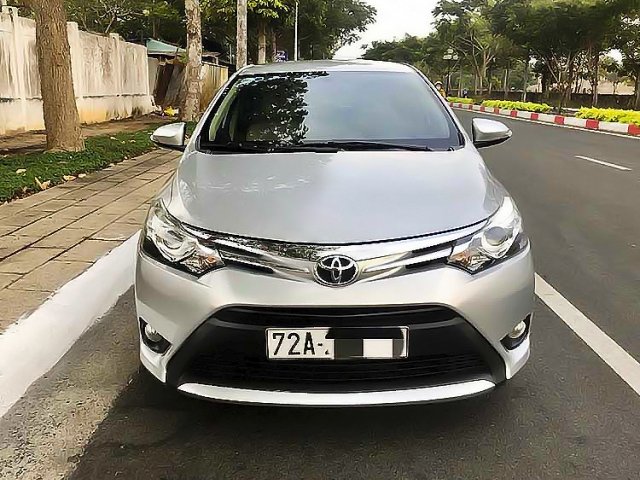 Cần bán gấp Toyota Vios 1.5G AT năm sản xuất 2018, màu bạc, giá tốt