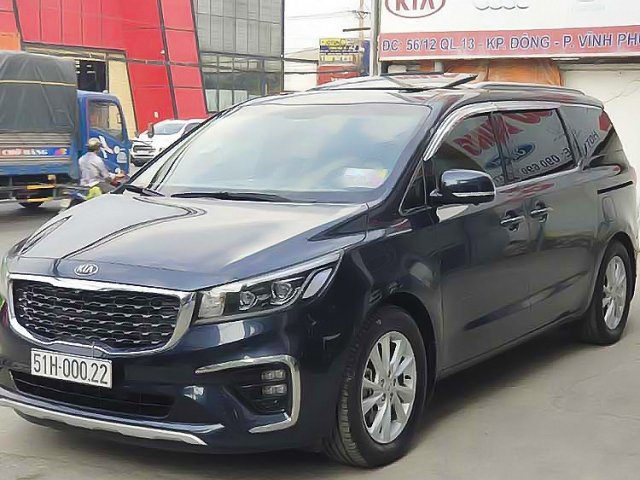 Cần bán Kia Sedona 2.2 DAT sản xuất năm 2019, màu xanh lam