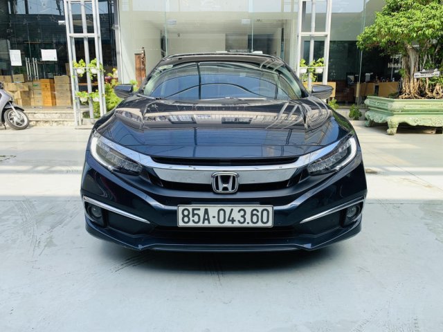 Bán xe Honda Civic i_Vtec năm 2019, xe nhập Thái, cực đẹp, odo chuẩn 30.000km, có trả góp