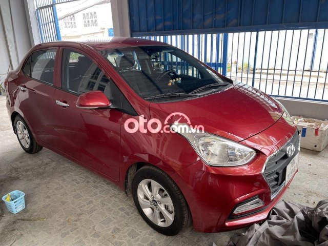 Bán Hyundai Grand i10 1.2AT sản xuất năm 2021, màu đỏ