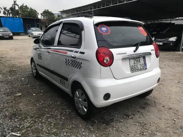 Cần bán Chevrolet Spark sản xuất 2009, màu trắng