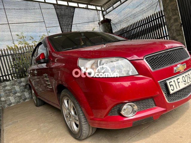Cần bán xe Chevrolet Aveo 1.4AT sản xuất năm 2017, màu đỏ2