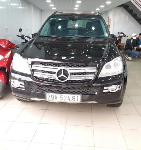 Bán ô tô Mercedes GL 450 sản xuất năm 2008, màu đen còn mới, giá 690tr