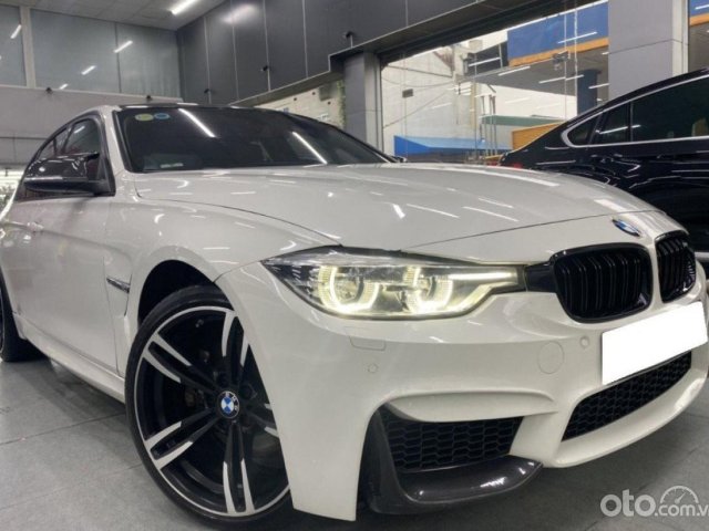 Bán BMW 320i M Sport năm 2015, màu trắng, 980tr