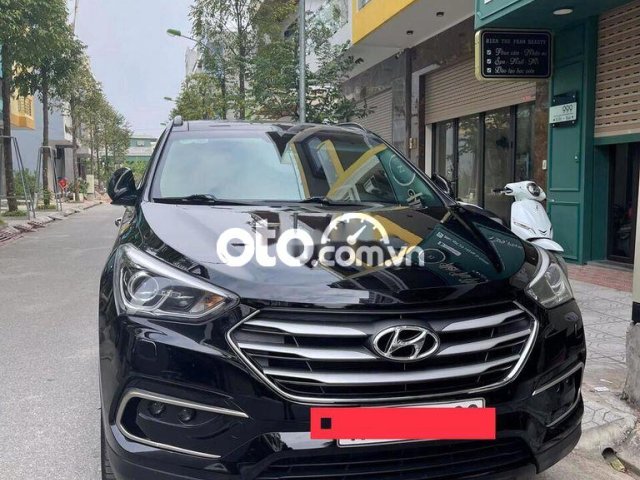 Xe Hyundai Santa Fe 2.5 máy xăng, tiêu chuẩn sản xuất năm 2017, màu đen chính chủ giá cạnh tranh