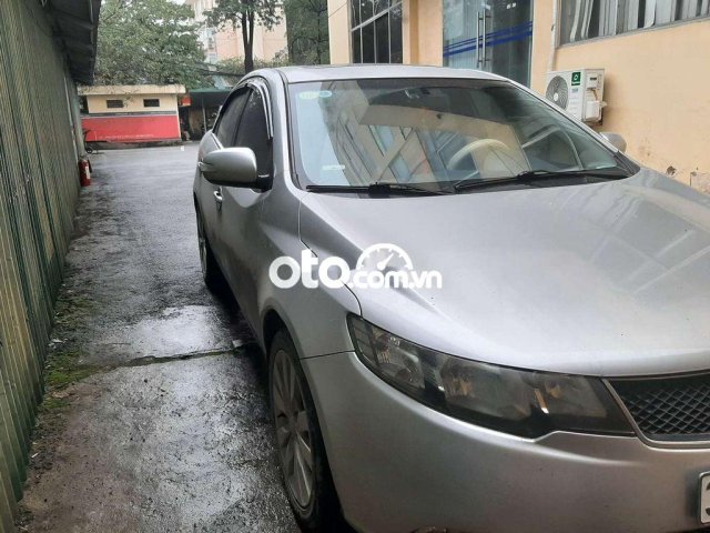 Bán Kia Cerato Sli năm 2010, màu bạc, xe nhập, giá 330tr