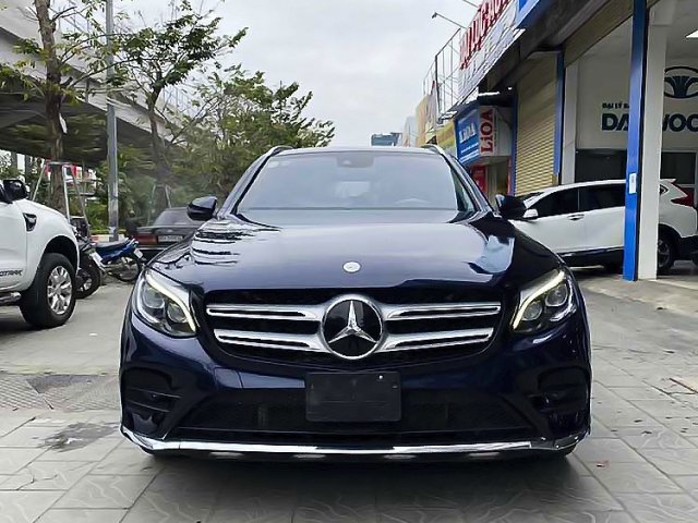 Cần bán Mercedes GLC 300 năm 2016, màu xanh lam