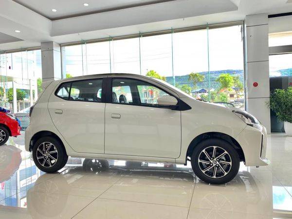 Bán ô tô Toyota Wigo năm sản xuất 2022, màu trắng2
