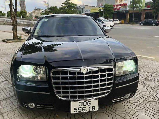 Bán Chrysler 300C 3.5 AT sản xuất 2007, màu đen, xe nhập