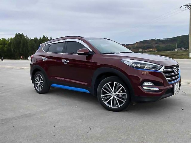 Xe Hyundai Tucson năm 2015, màu đỏ, nhập khẩu còn mới 