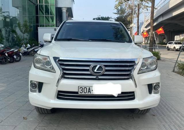 Bán Lexus LX570 Super Sport nhập Mỹ, sản xuất 2011, lăn bánh cực ít, xe siêu đẹp