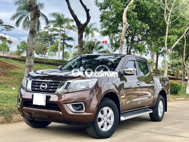 Cần bán xe Nissan Navara EL sản xuất năm 2016, màu nâu, nhập khẩu 