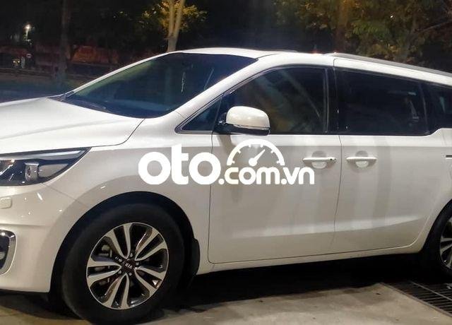 Bán Kia Sedona 3.3GATH năm sản xuất 2019, giá 920tr0