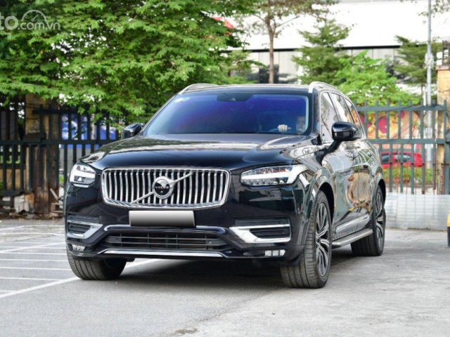 Bán Volvo XC90 T6 Inscription sản xuất năm 2019, màu đen, nhập khẩu