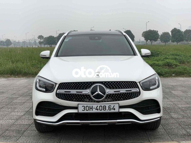 Bán Mercedes GLC300 AMG sản xuất 2020, màu trắng0