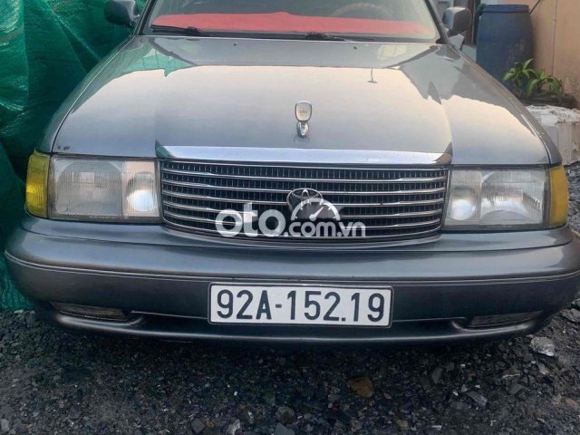 Bán Toyota Crown 3.0 năm sản xuất 1992, nhập khẩu