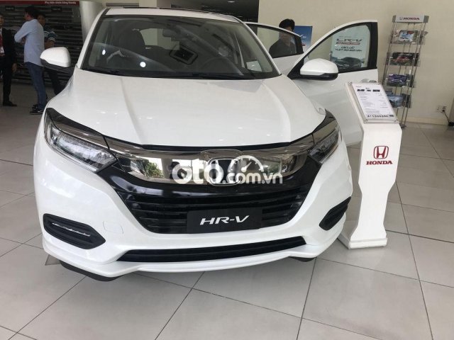 Cần bán Honda HR-V 1.8L năm sản xuất 2021, màu trắng, nhập khẩu1