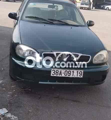 Xe Daewoo Lanos MT sản xuất năm 2001, màu xanh lục