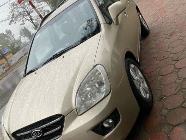 Cần bán lại xe Kia Carens MT máy dầu sản xuất năm 2007, màu vàng cát, nhập khẩu, 255tr