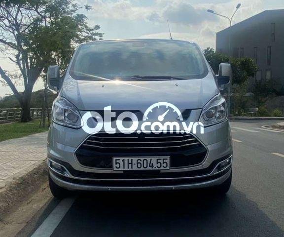 Cần bán xe Ford Tourneo Titanium năm 2019 xe gia đình, 820 triệu