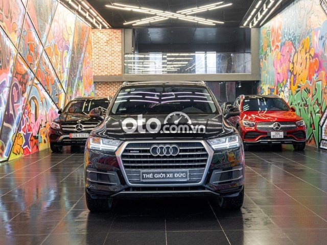 Xe Audi Q7 2.0 TFSI năm 2018, màu đen, nhập khẩu nguyên chiếc