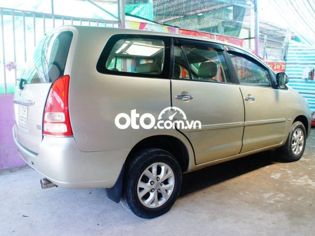 Bán xe Toyota Innova 2.0G năm sản xuất 2006 xe gia đình